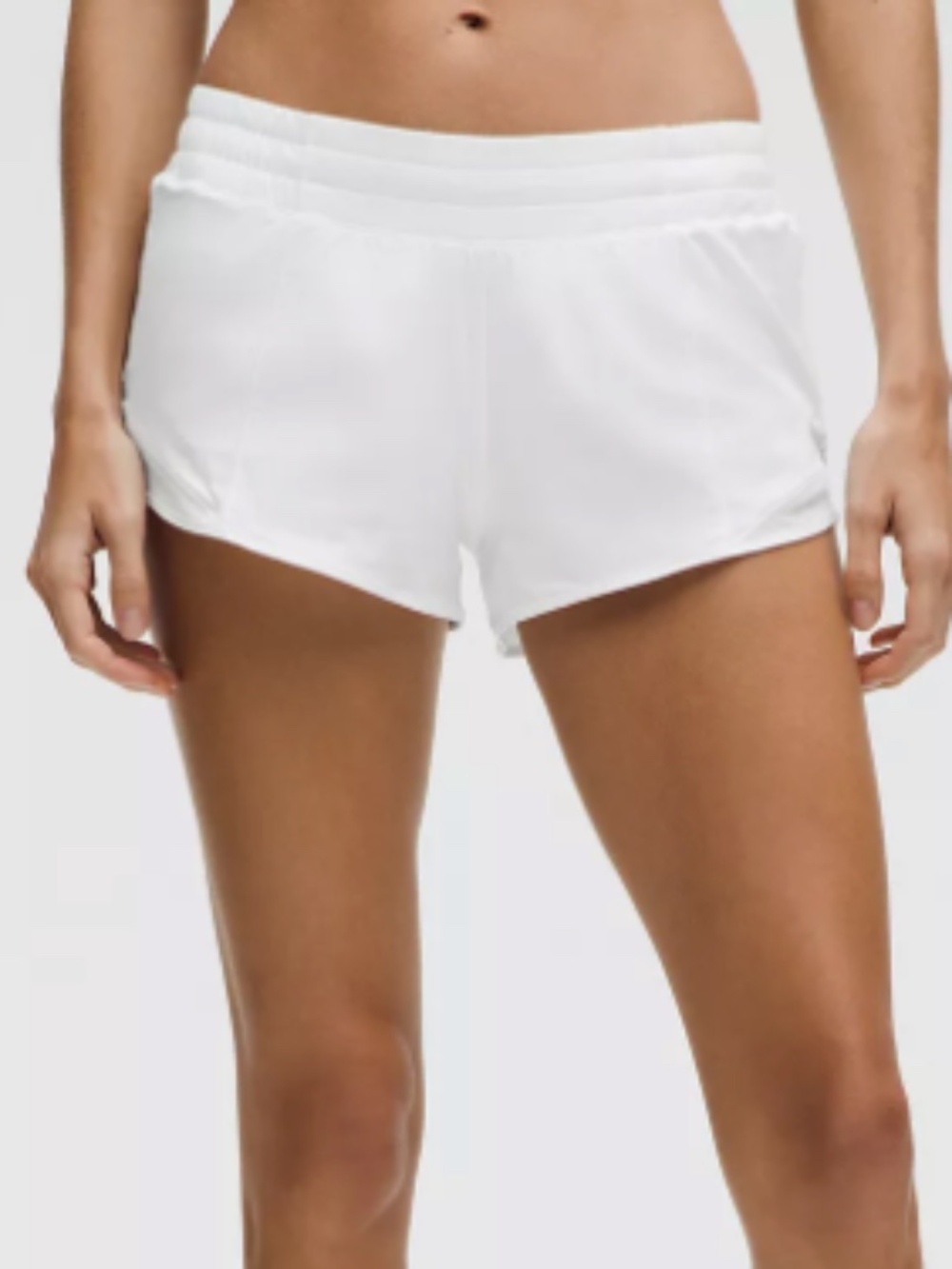 NWT Lululemon Hotty Hot Short LR 2.5"